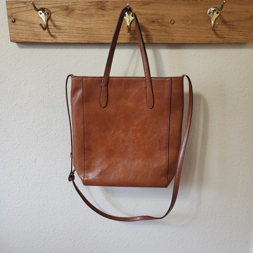 Banana Republic Perfectly Put-Together Timeless Tan Vegan Leather Tote